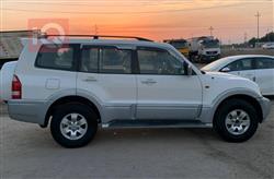 ميتسوبيشي باجيرو